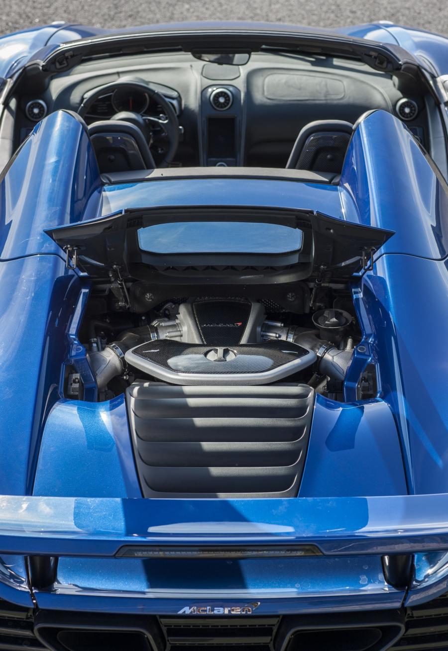  McLaren MP4-12C Spyder 2012 года  (фото 91 из 270)